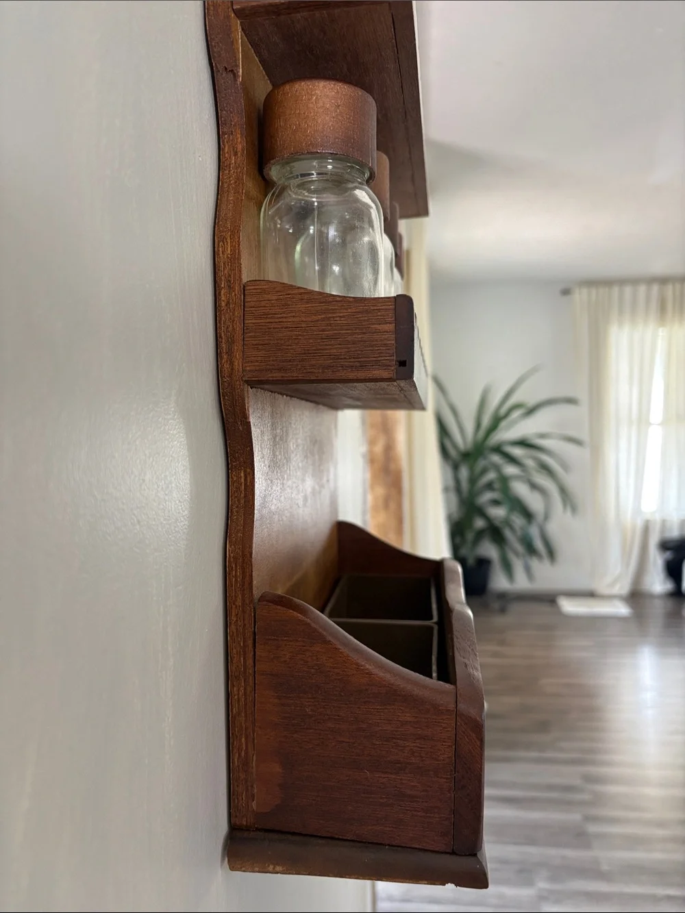 VTG Wooden Wall Spice Rack with Glass Jars & labels